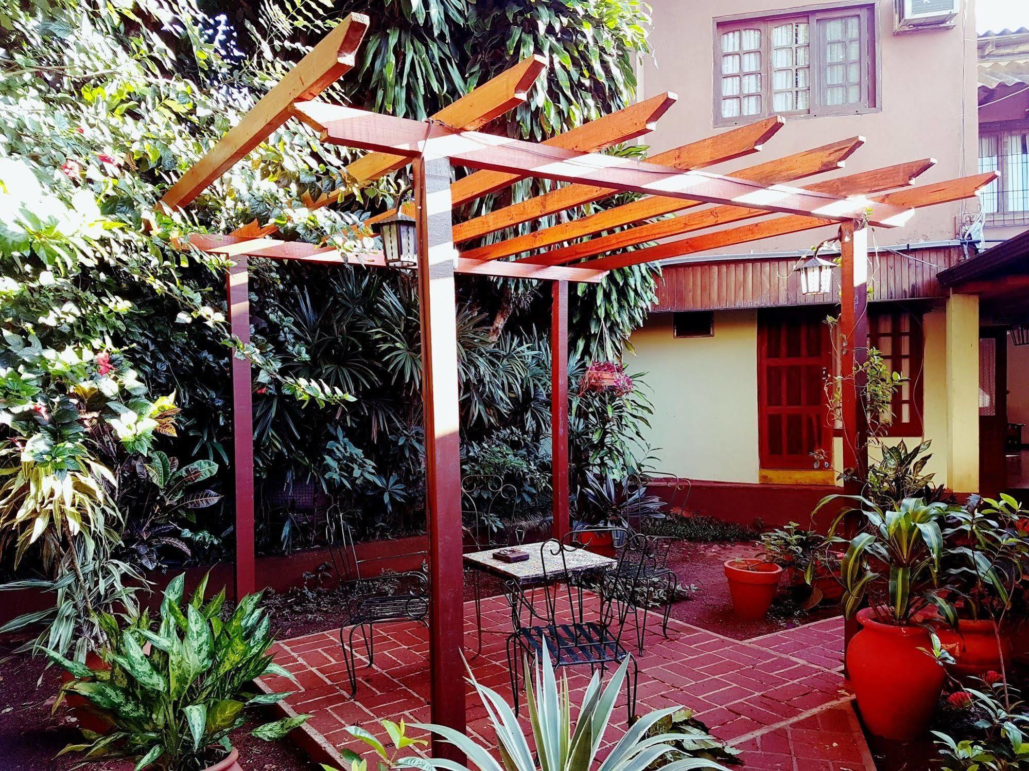 Hosteria Los Helechos Puerto Iguazú Zewnętrze zdjęcie